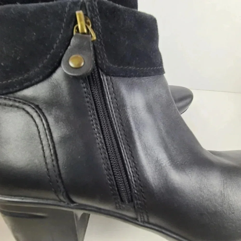 Clarks Black Emslie Twist Ankle Boots Size 10 Zipper Sides 2